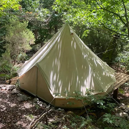 مكان تخييم Tipi En Foret, Nuits Insolites En Ardeche *